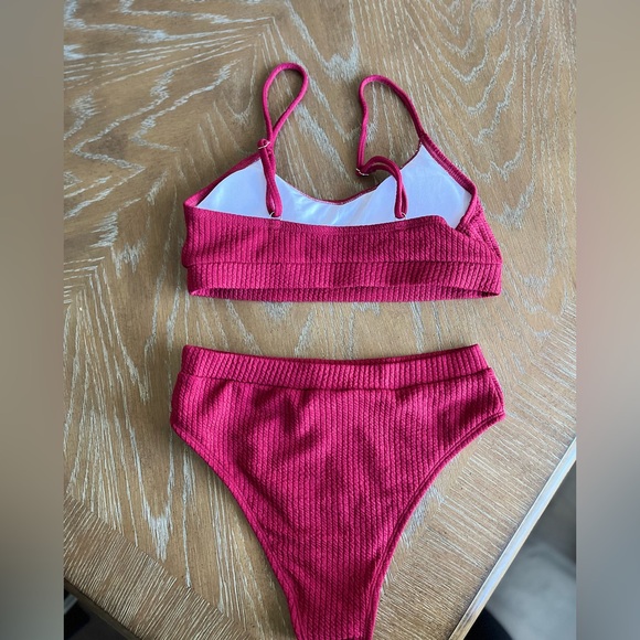 Vibrant Ribbed Bikini Set - Picture 2 of 2